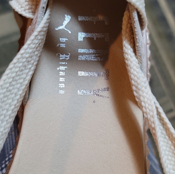 Puma fenty by rihanna wmn sz 7.5 - Picture 4 of 5